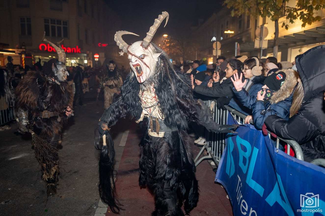 Amstettner Krampuslauf 24 - 303.jpg