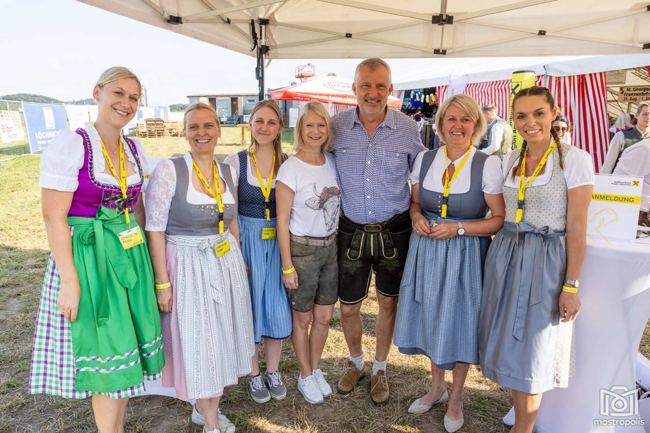 Raiffeisen Amstetten 2024 Mitgliederfest NeumY 005.jpg