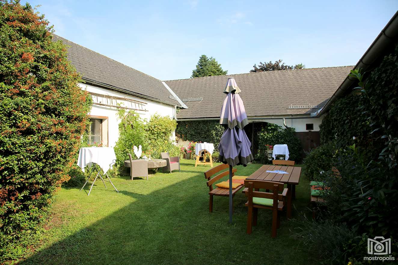 002_Atelier-Alena_Strengberg.jpg