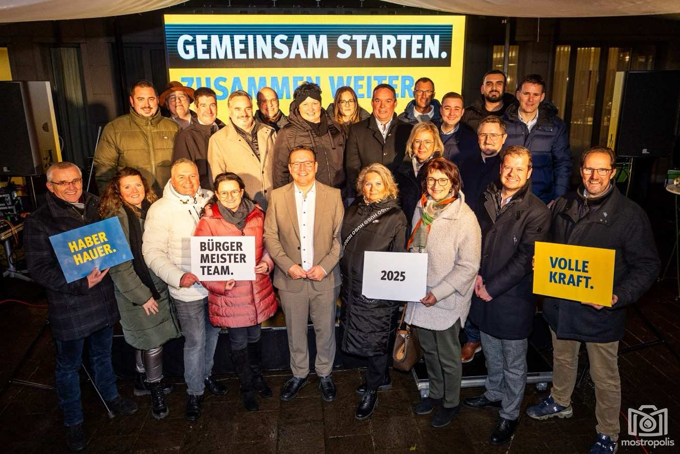 OeVP Stadt Amstetten 2025 GR-Wahlauftakt 003.jpg