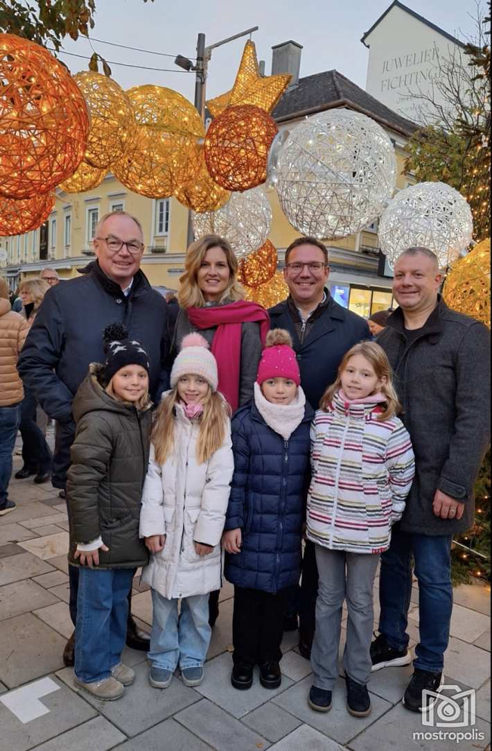 Amstettner Weihnachtswald 24 - 003.jpg